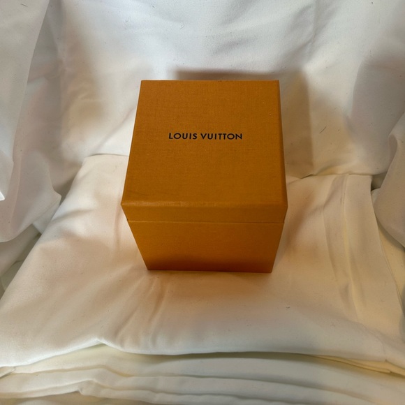 Louis Vuitton Travel Jewelry Organizer - Picture 1 of 7